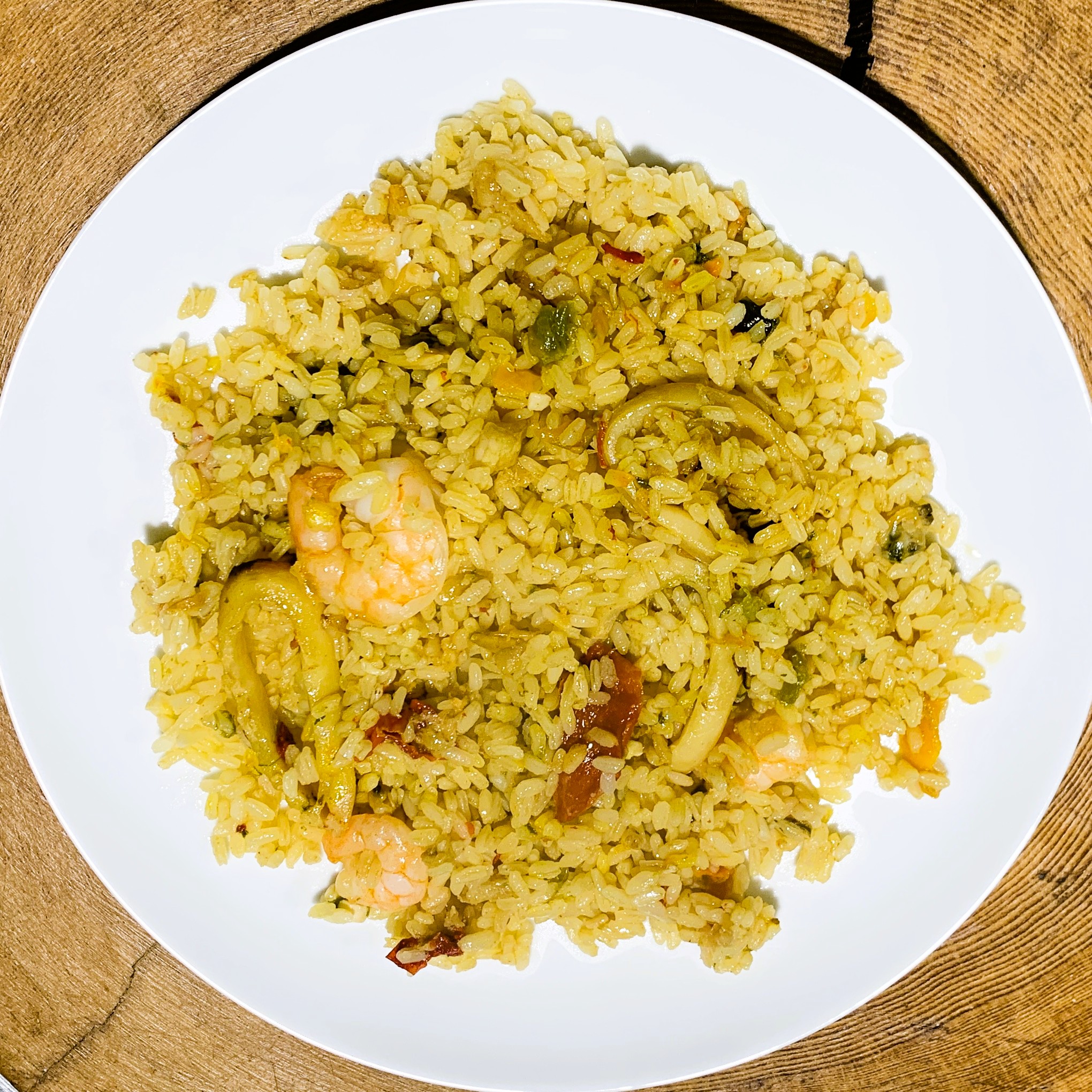 Freshly Cooked Seafood Paella - Image 2
