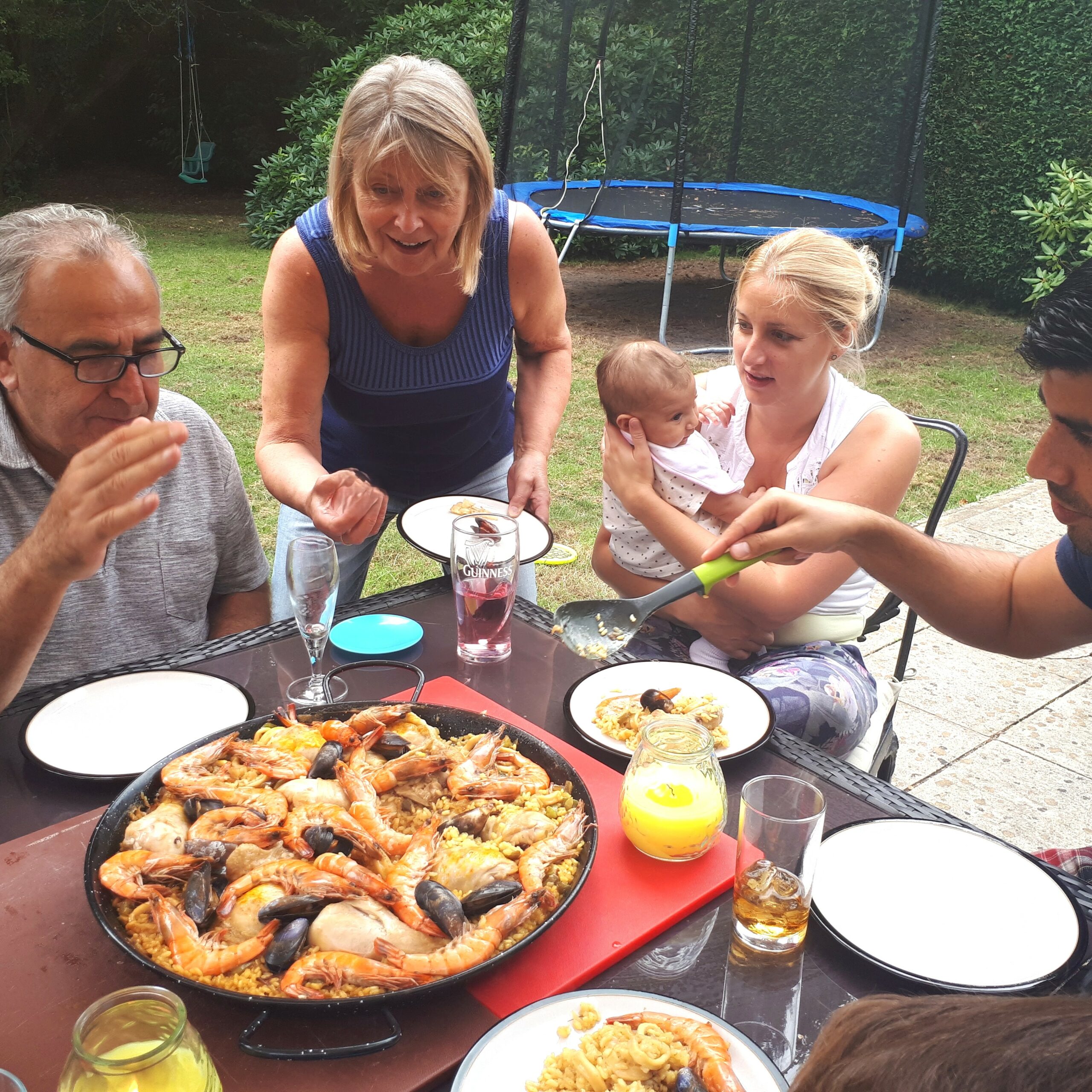 Order Paella in a Pan